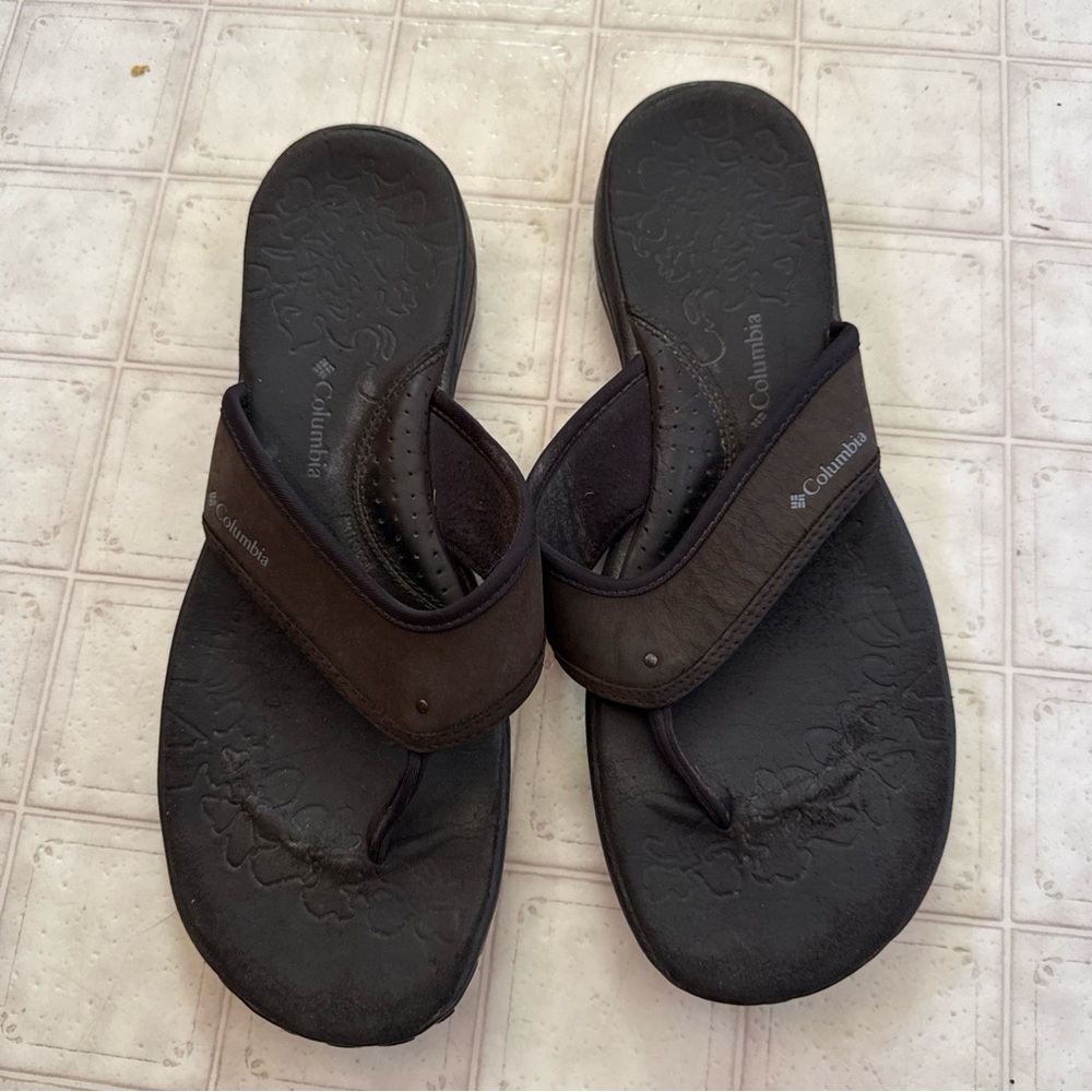 Columbia Women’s Dark Brown and Black Flip-Flops